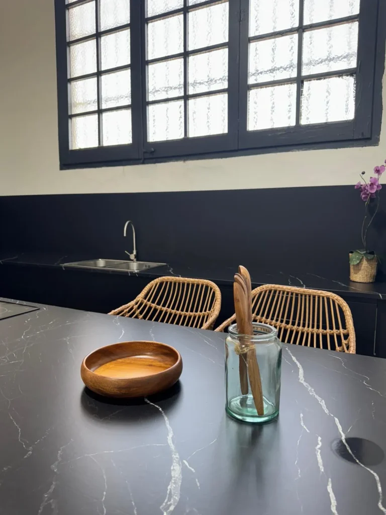 03073b859f5daf9e2121a6a085d99c141618be94